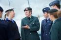 Soldater fra de tre forsvarsgrenene Hær, Sjø og Luft sammen ifm innføringen av allmennverneplikt
Norwegian conscripts from the Navy, Army and the Air Force 
